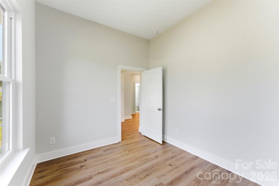 Spacious, unfurnished interior of a new home in , Conover (Image 20).