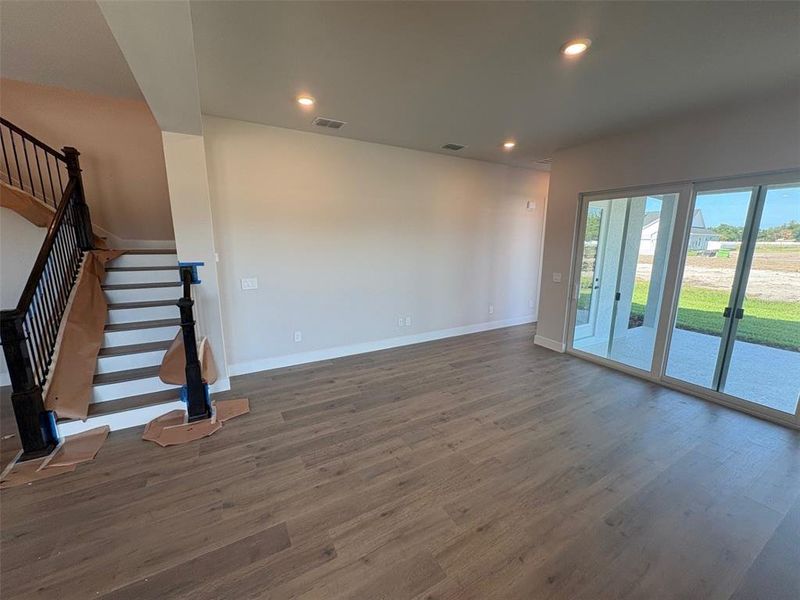 Spacious, unfurnished interior of a new home in Lakeview Crossing – Tradition Series, Sarasota (Image 12). Spacious, unfurnished interior of a new home in Lakeview Crossing – Tradition Series, Sarasota (Image 12).