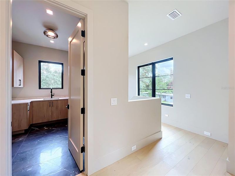 Spacious, unfurnished interior of a new home in , Winter Park (Image 20). Spacious, unfurnished interior of a new home in , Winter Park (Image 20).