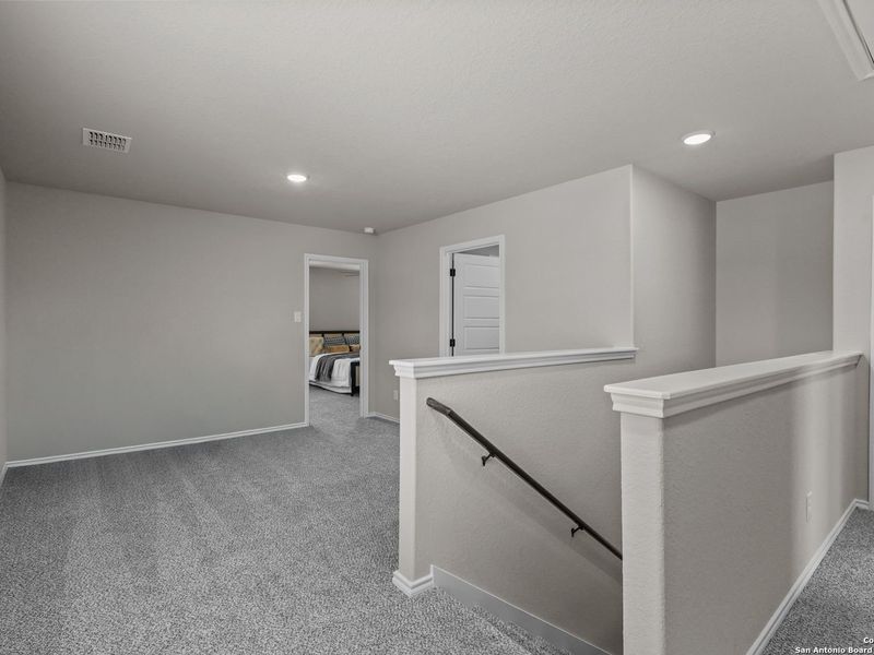 Spacious, unfurnished interior of a new home in Cedar Heights, San Antonio (Image 24). Spacious, unfurnished interior of a new home in Cedar Heights, San Antonio (Image 24).
