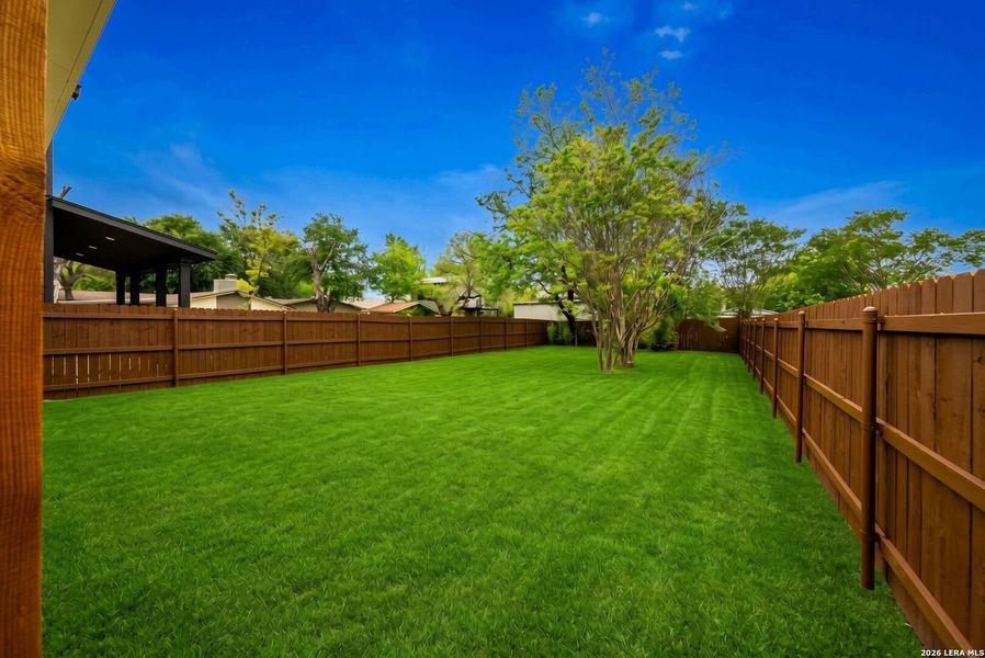 Exterior details and patio area of a home in , San Antonio (Image 27).
