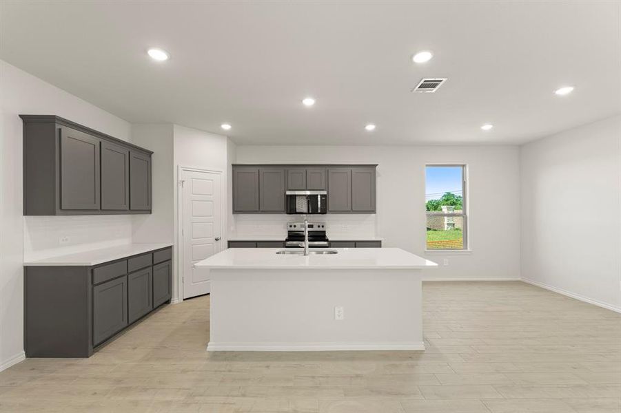 08. 1909 Winecup - Kitchen (2)
