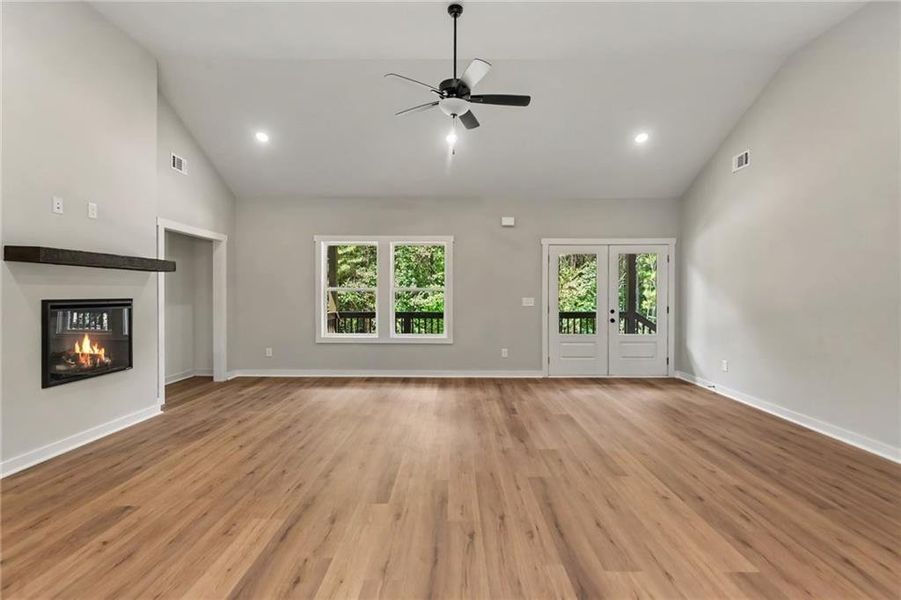 Spacious, unfurnished interior of a new home in , Waco (Image 21).