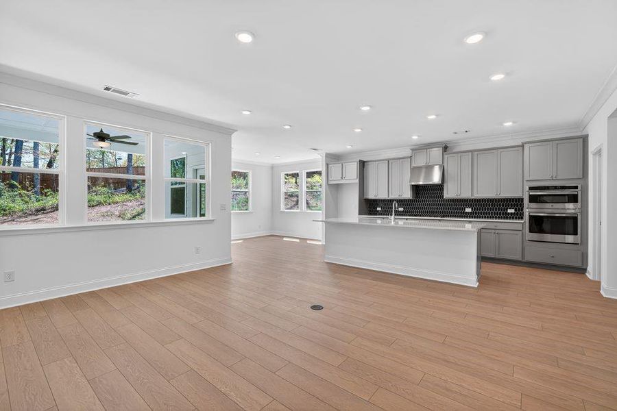 Spacious, unfurnished interior of a new home in Bailey Fence, Dacula (Image 28).