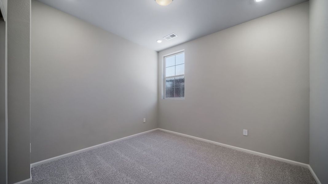 Spacious, unfurnished interior of a new home in The Reserve at Green Valley Ranch, Aurora (Image 19). Spacious, unfurnished interior of a new home in The Reserve at Green Valley Ranch, Aurora (Image 19).
