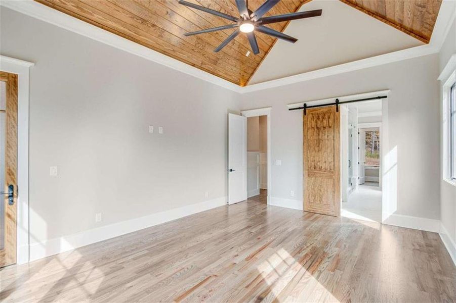 Spacious, unfurnished interior of a new home in , Gainesville (Image 23).