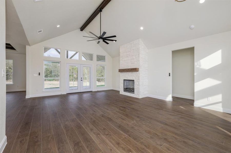 Spacious, unfurnished interior of a new home in , Terrell (Image 14).