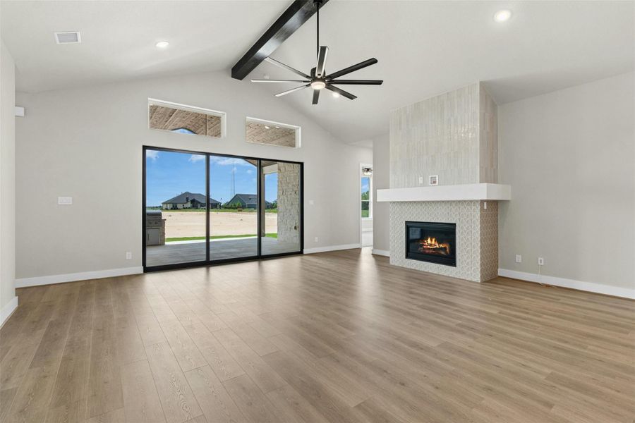 Spacious, unfurnished interior of a new home in Leander Estates, Leander (Image 10).