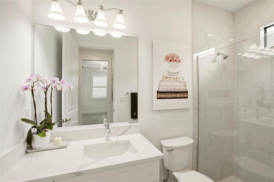 Furnished interior view inside a new home in , Bradenton (Image 7).