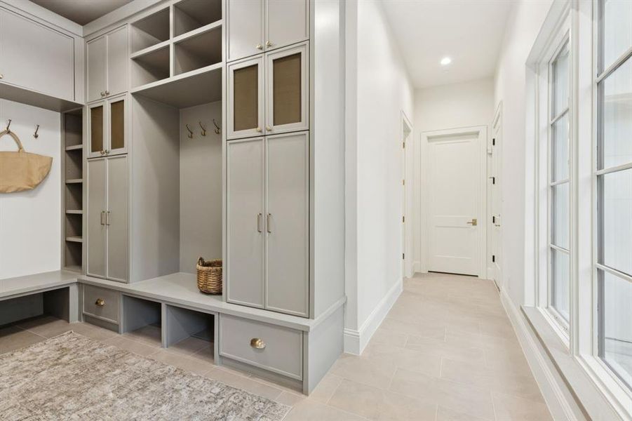 Furnished interior view inside a new home in , Dallas (Image 16). Furnished interior view inside a new home in , Dallas (Image 16).