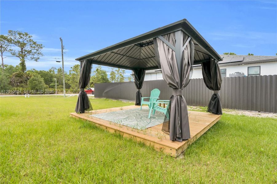 Community amenities in , Lehigh Acres (Image 28).