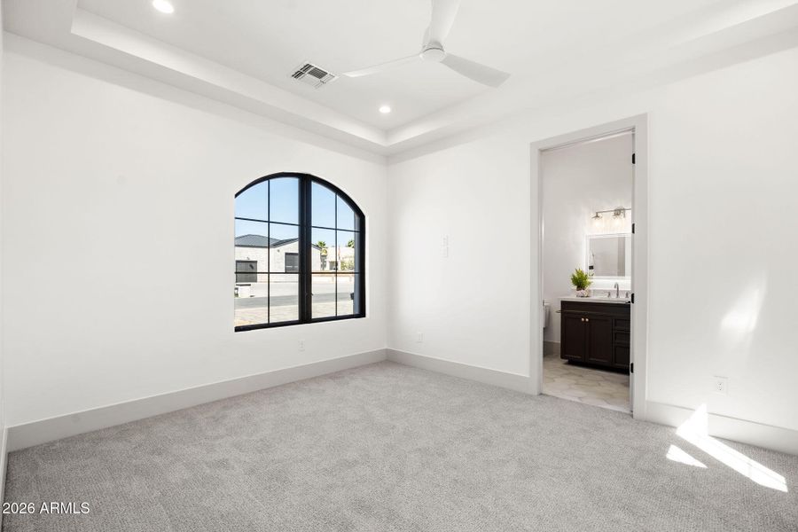 46-web-or-mls-3623-e-mallory-cir