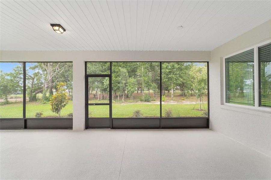 Exterior details and patio area of a home in , Ocala (Image 23). Exterior details and patio area of a home in , Ocala (Image 23).