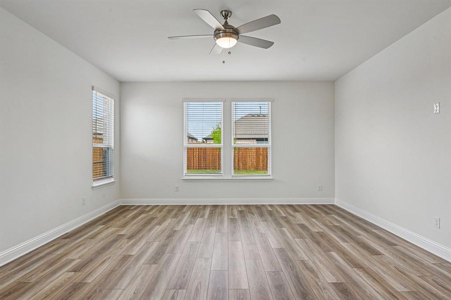 Spacious, unfurnished interior of a new home in The Preserve Estates, Justin (Image 14).
