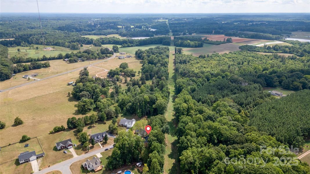 Image 36 of a home in .