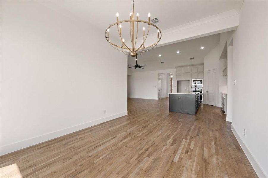 Spacious, unfurnished interior of a new home in Bella Crossing, Fort Worth (Image 14).