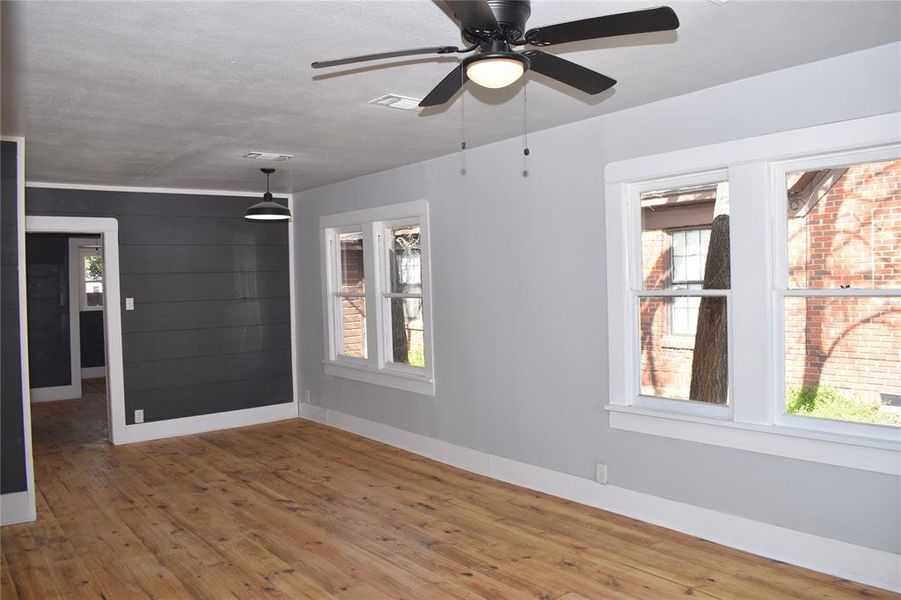 Spacious, unfurnished interior of a new home in , Brownwood (Image 7).