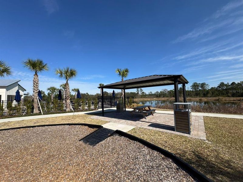 Community amenities in , Davenport (Image 30).