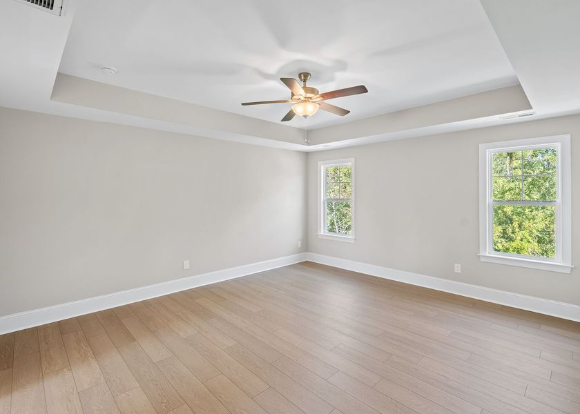 Spacious, unfurnished interior of a new home in Carolina Creek, Hampstead (Image 36).
