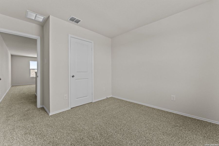 Spacious, unfurnished interior of a new home in Swenson Heights, Seguin (Image 25).