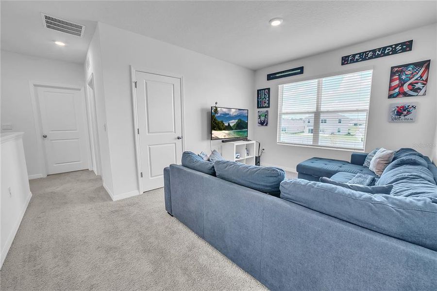 Furnished interior view inside a new home in , Wesley Chapel (Image 28). Furnished interior view inside a new home in , Wesley Chapel (Image 28).