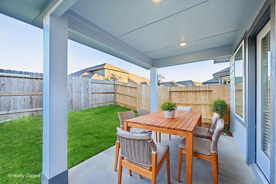 Exterior details and patio area of a home in Stewart's Ranch, Conroe (Image 3).