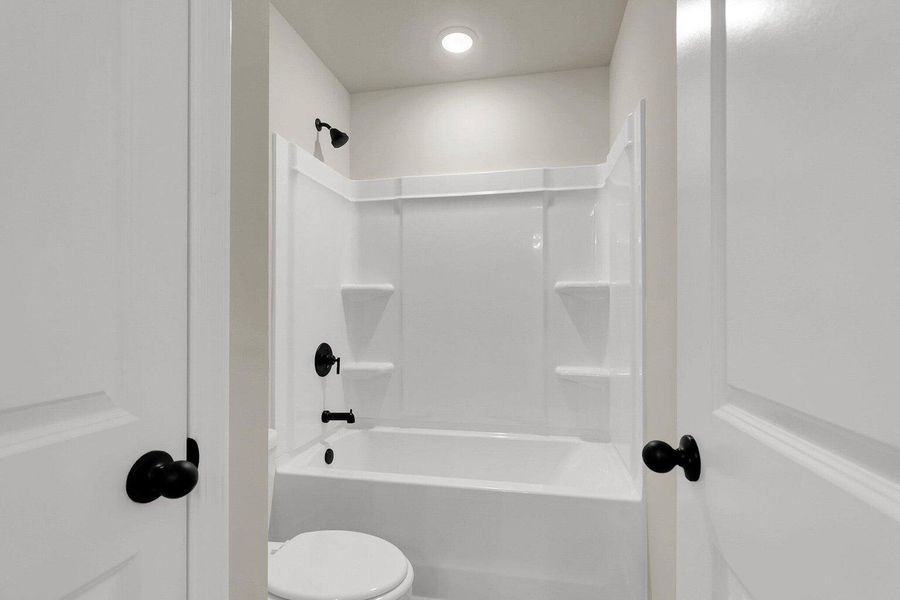 Furnished interior view inside a new home in , Ravenel (Image 29).