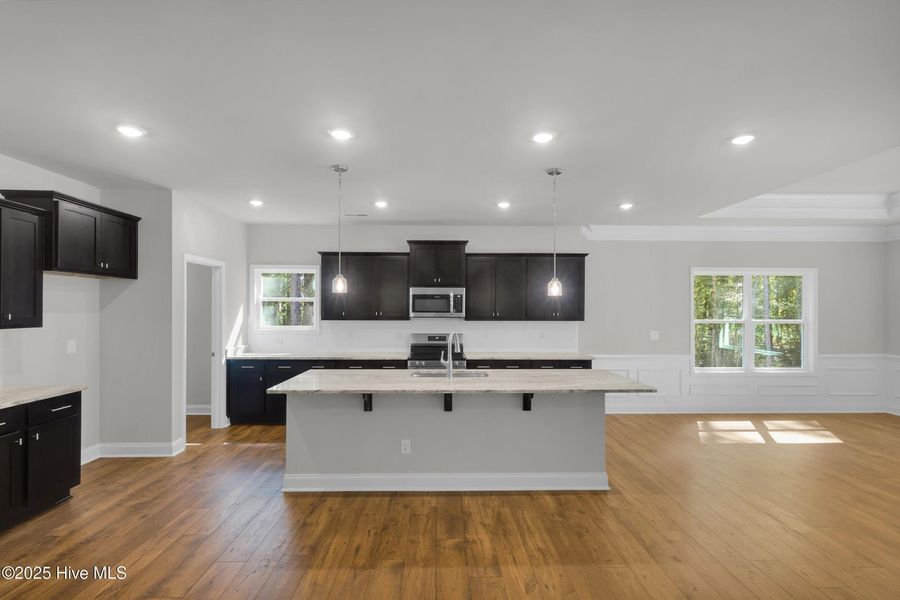 Furnished interior view inside a new home in Fairfield Harbour, New Bern (Image 8).