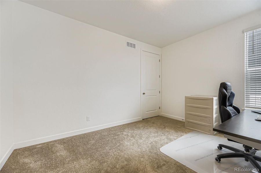 Spacious, unfurnished interior of a new home in Newlin Crossing, Parker (Image 23).