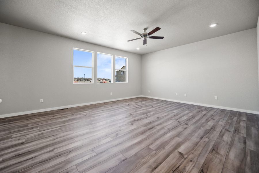 Spacious, unfurnished interior of a new home in The Glen-12, Colorado Springs (Image 13). Spacious, unfurnished interior of a new home in The Glen-12, Colorado Springs (Image 13).