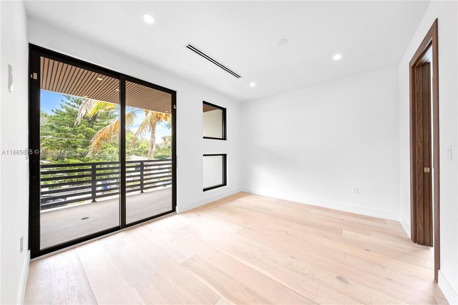 Spacious, unfurnished interior of a new home in , Miami (Image 44). Spacious, unfurnished interior of a new home in , Miami (Image 44).