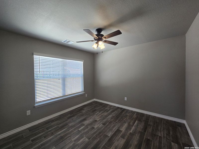 Spacious, unfurnished interior of a new home in , Canyon Lake (Image 21).