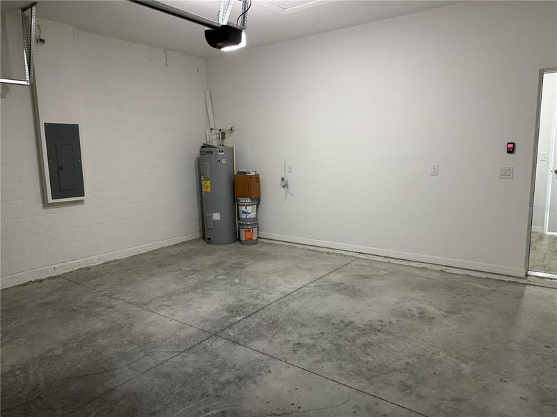 Spacious, unfurnished interior of a new home in , Port Charlotte (Image 19). Spacious, unfurnished interior of a new home in , Port Charlotte (Image 19).
