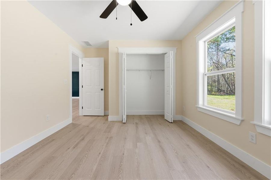 Spacious, unfurnished interior of a new home in , Cartersville (Image 28).