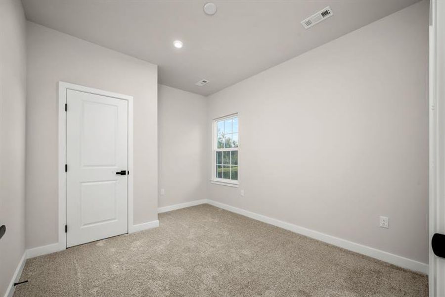 Spacious, unfurnished interior of a new home in Muirwood, Murfreesboro (Image 18). Spacious, unfurnished interior of a new home in Muirwood, Murfreesboro (Image 18).