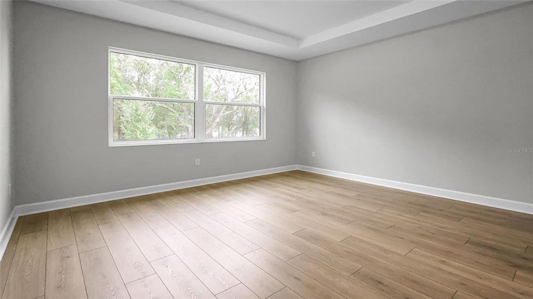 Spacious, unfurnished interior of a new home in Cresswind at Hammock Oaks, Lady Lake (Image 55). Spacious, unfurnished interior of a new home in Cresswind at Hammock Oaks, Lady Lake (Image 55).