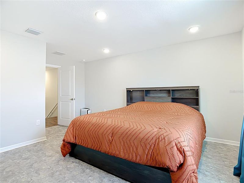 Furnished interior view inside a new home in , Lakeland (Image 5).
