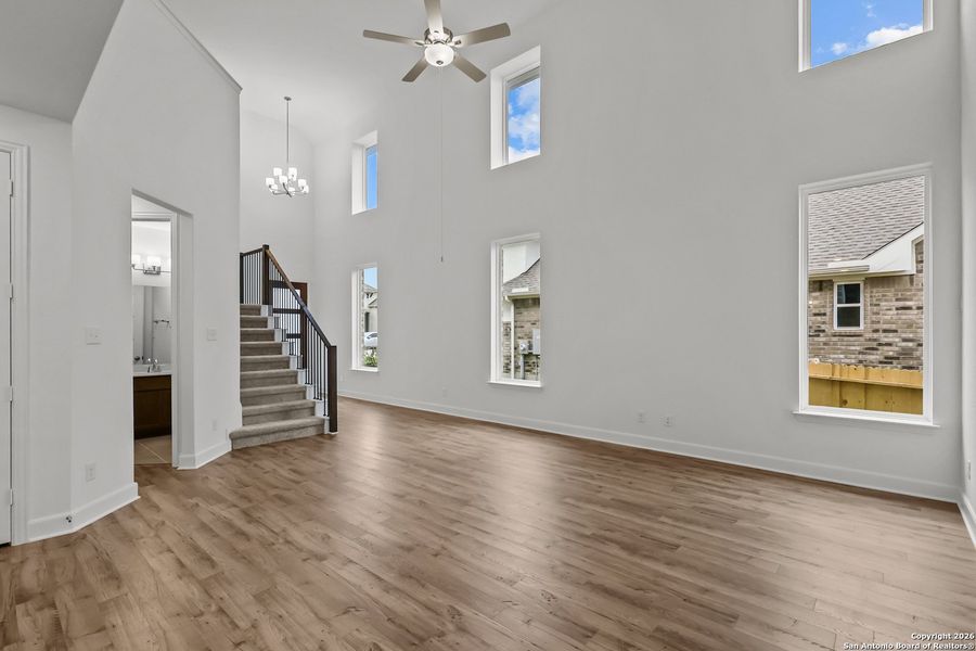 Spacious, unfurnished interior of a new home in Veramendi, New Braunfels (Image 14).