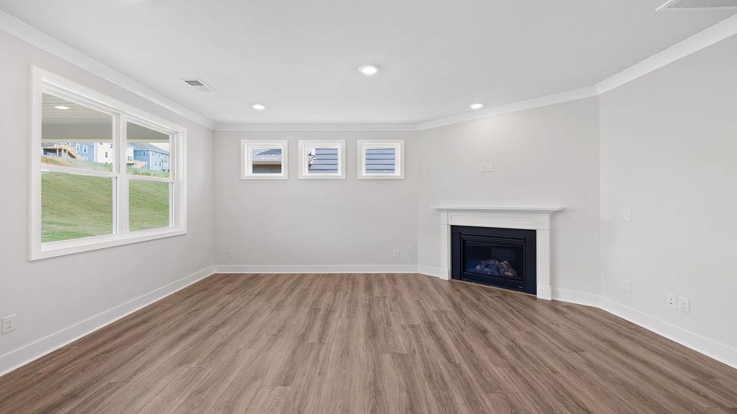 Spacious, unfurnished interior of a new home in Whitehawk Meadows, Travelers Rest (Image 16).