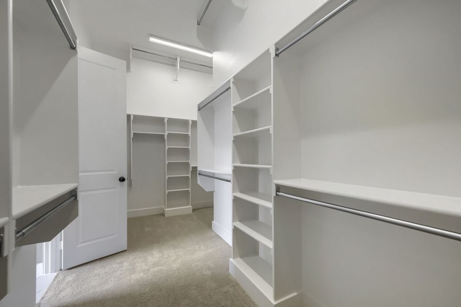 785 Red Willow - Primary Closet 785 Red Willow - Primary Closet