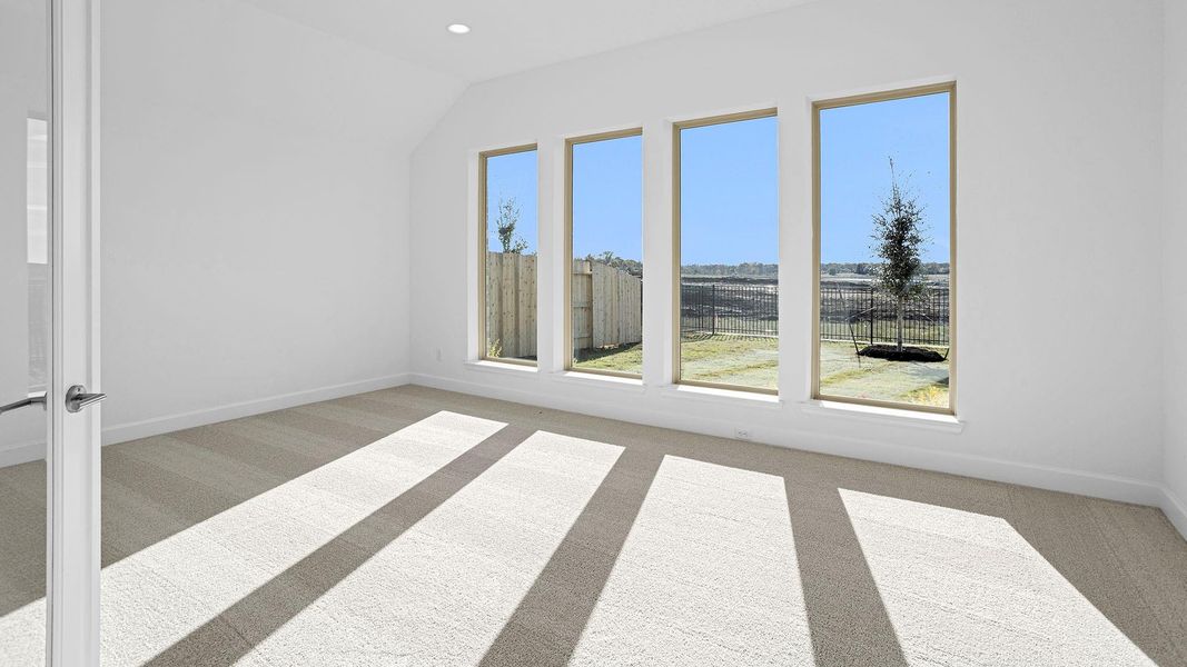 Spacious, unfurnished interior of a new home in Briarley 70', Montgomery (Image 16).