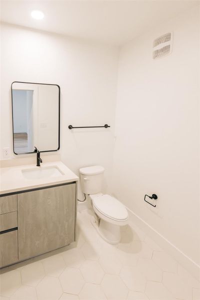 Furnished interior view inside a new home in Congress Lofts Saint Elmo, Austin (Image 2).