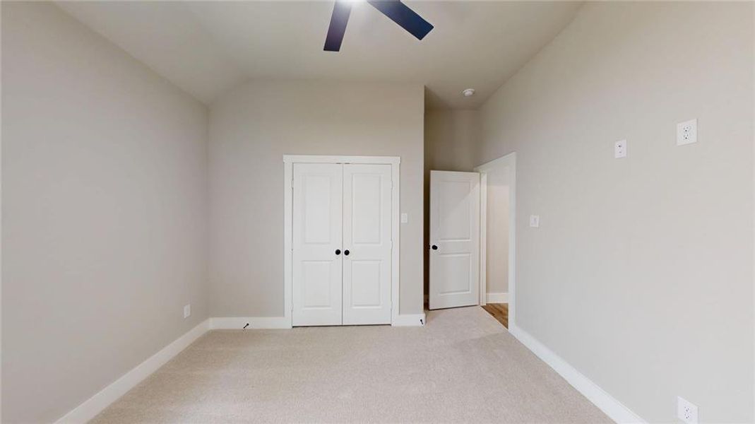 Spacious, unfurnished interior of a new home in , Grand Prairie (Image 23).