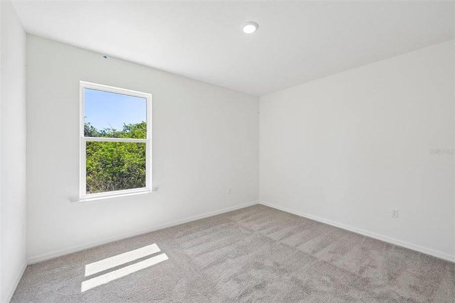 Spacious, unfurnished interior of a new home in Gulf Cove, Port Charlotte (Image 15). Spacious, unfurnished interior of a new home in Gulf Cove, Port Charlotte (Image 15).