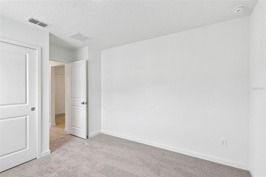 Spacious, unfurnished interior of a new home in , Palm Coast (Image 19).