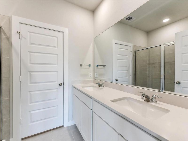 Furnished interior view inside a new home in The Villages at WestPointe, Dayton (Image 5). Furnished interior view inside a new home in The Villages at WestPointe, Dayton (Image 5).