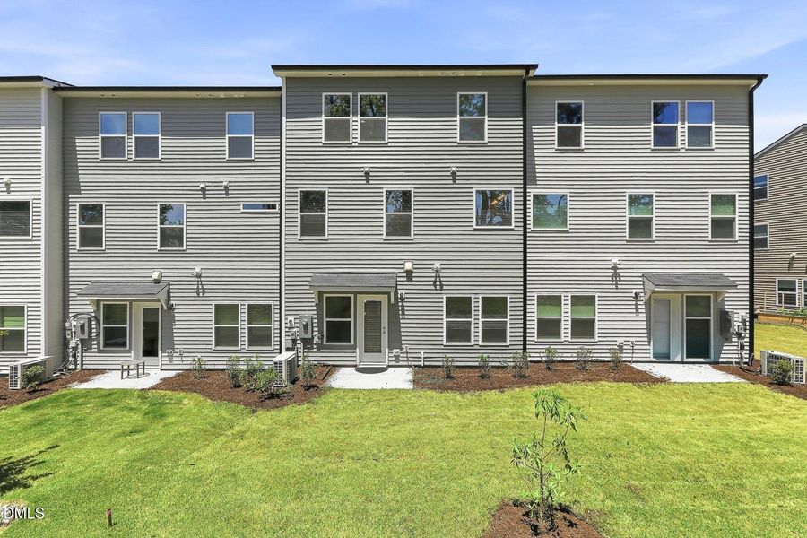 054-020-Back of Home-1500x1000