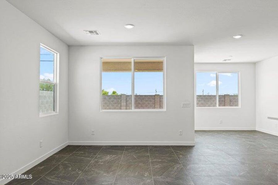 20250804154055681693000000-o 20250804154055681693000000-o