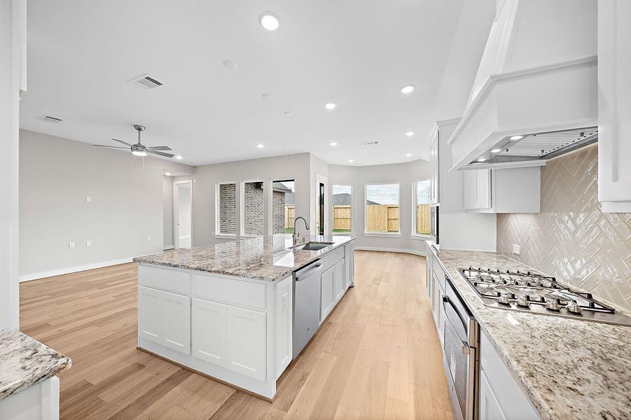 Representative furnished interior of a home built from the Yellowstar by Caldwell Homes in Chambers Creek, Willis (Image 6). Representative furnished interior of a home built from the Yellowstar by Caldwell Homes in Chambers Creek, Willis (Image 6).