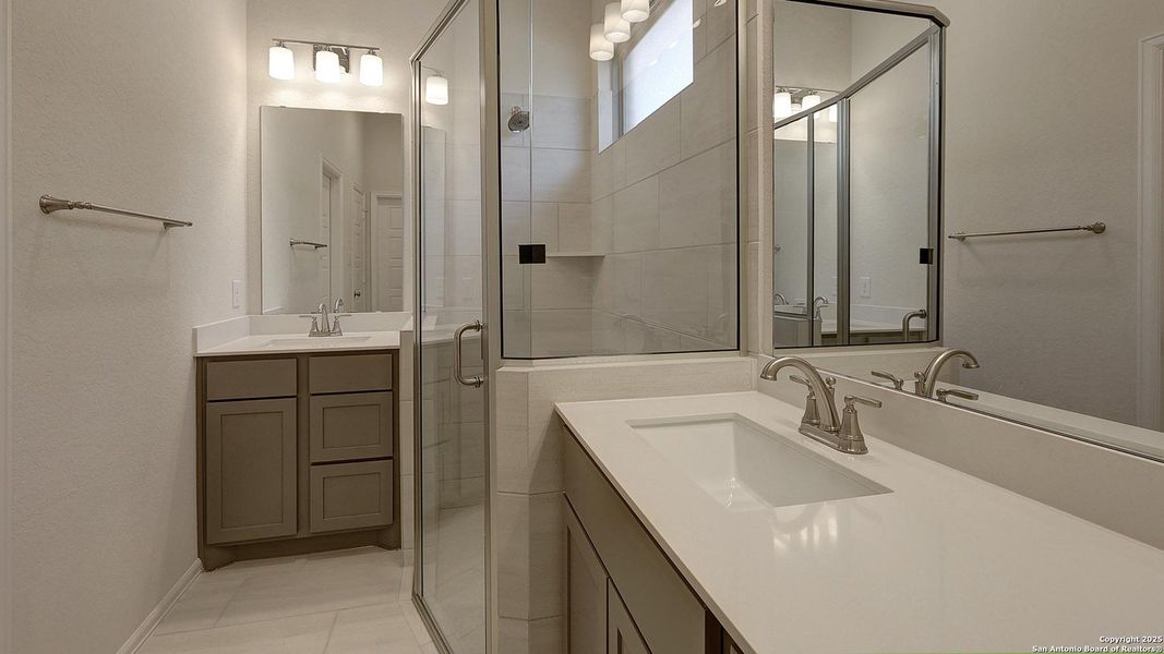 Furnished interior view inside a new home in Stillwater Ranch 40', San Antonio (Image 6). Furnished interior view inside a new home in Stillwater Ranch 40', San Antonio (Image 6).